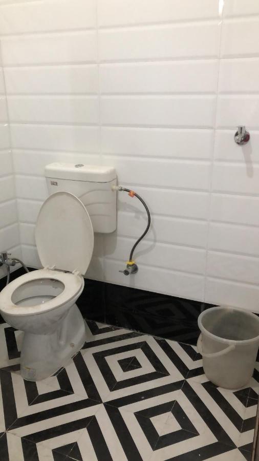 Ramaya Home Stay Varanasi Bagian luar foto