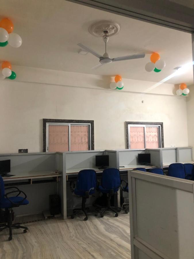 Ramaya Home Stay Varanasi Bagian luar foto