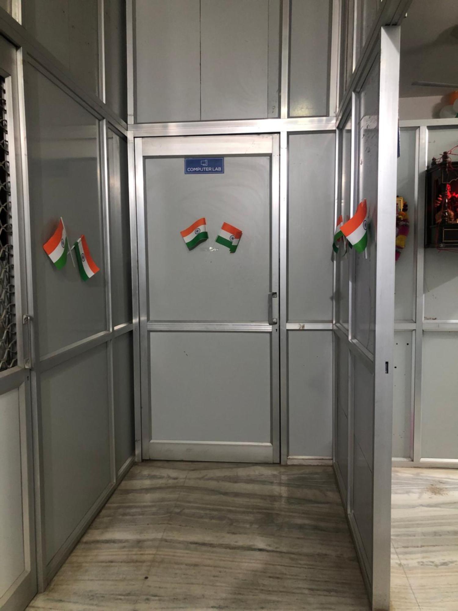 Ramaya Home Stay Varanasi Bagian luar foto