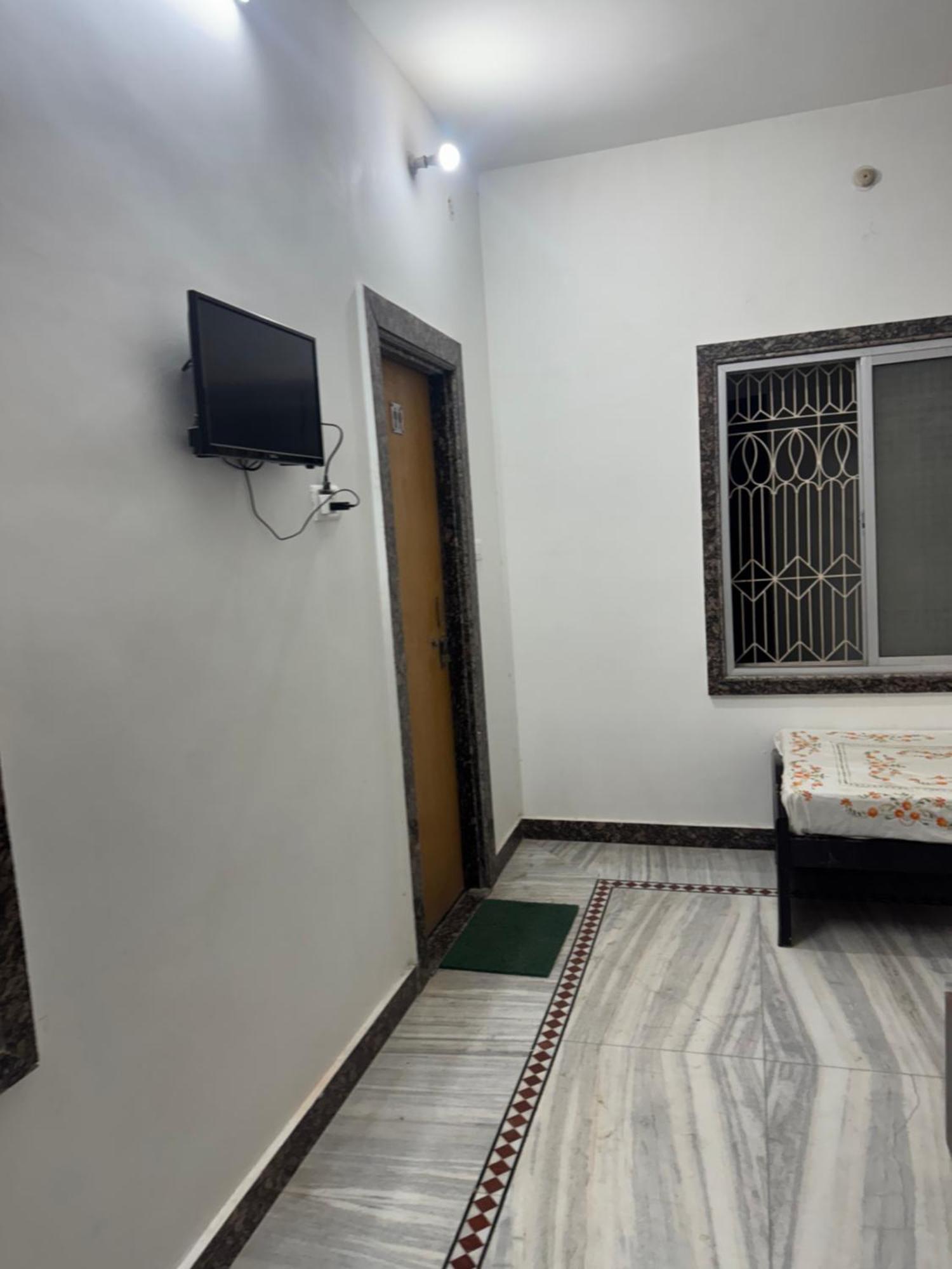 Ramaya Home Stay Varanasi Bagian luar foto
