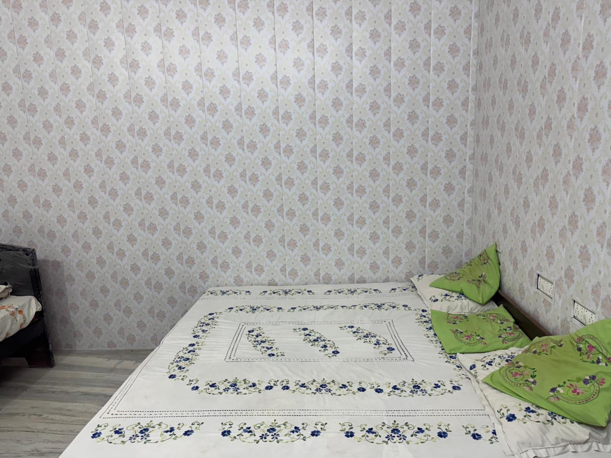 Ramaya Home Stay Varanasi Bagian luar foto